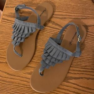 Women’s sandals